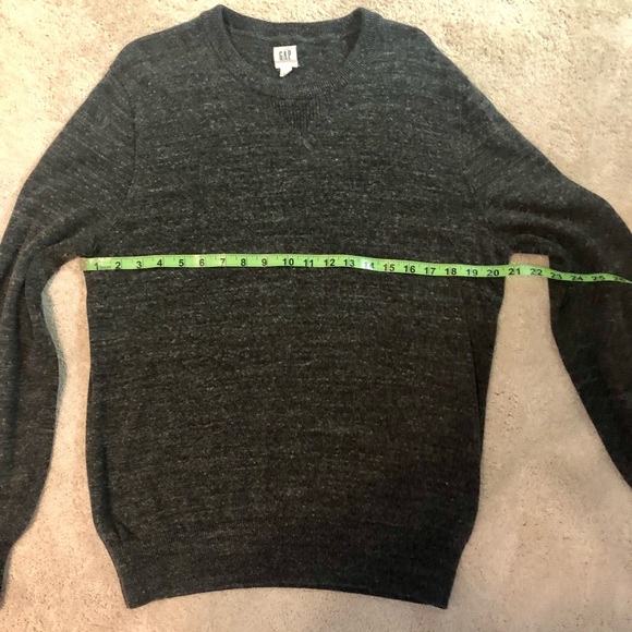 GAP Dark Gray Mens Crewneck Sweater - Picture 6 of 7